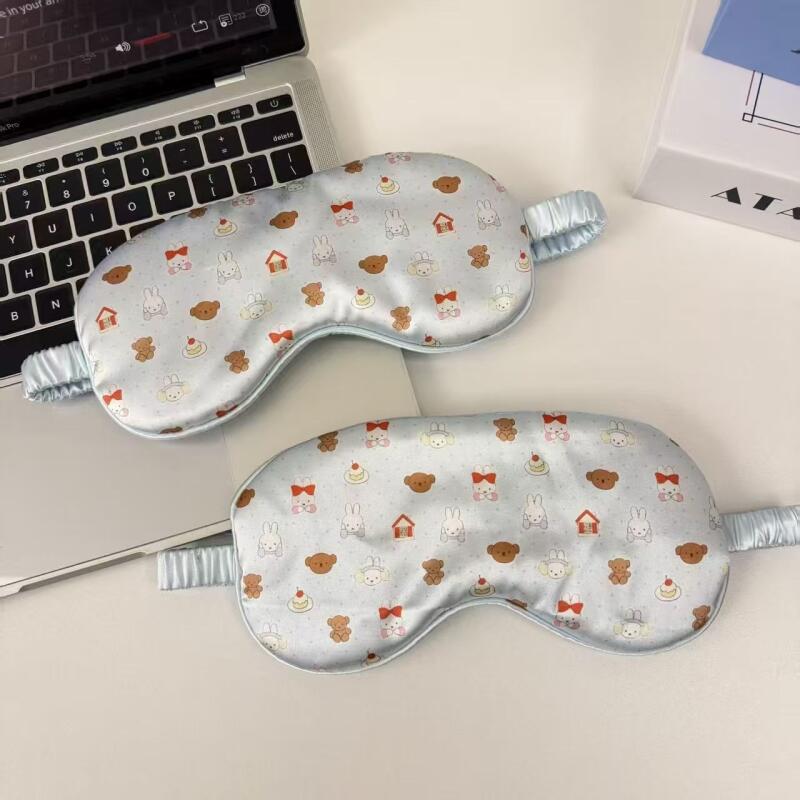 قناع عين كرتوني لطيف على شكل أ - مراجعة Travel Accessories Eye Mask وسعره
