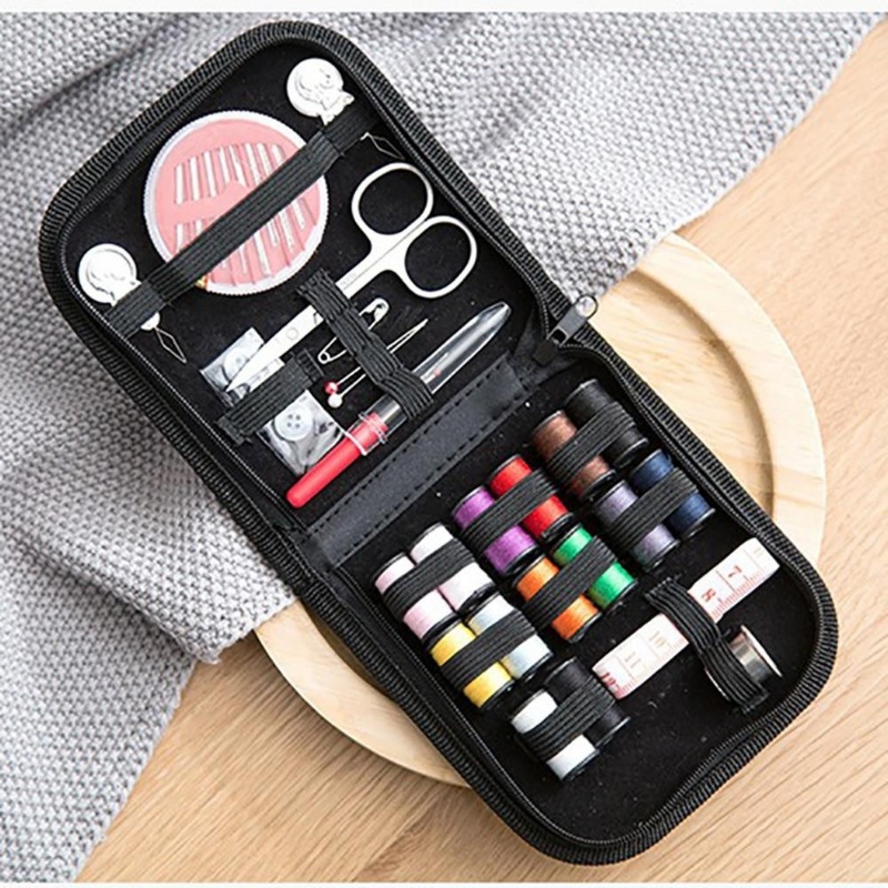 مجموعة خياطة محمولة للسفر والم - مراجعة Travel Accessories Kit For Women وسعره