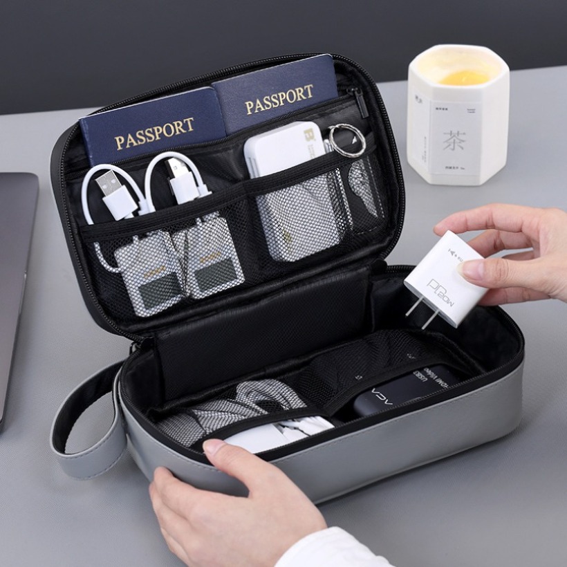 حقيبة تخزين رقمية خفيفة الوزن  - مراجعة Travel Accessories Organizer وسعره