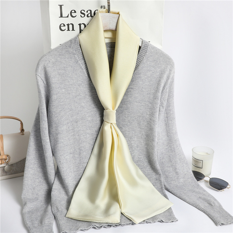 وشاح حريري طويل بلون أحمر سادة - مراجعة Travel Accessories Neck وسعره